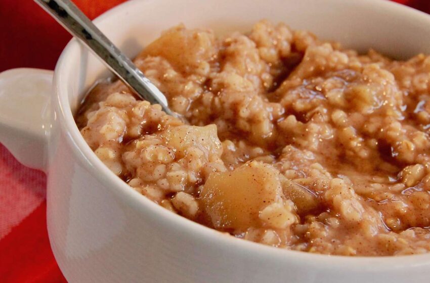 Instant Pot® Apple Pie Steel Cut Oats Recipe